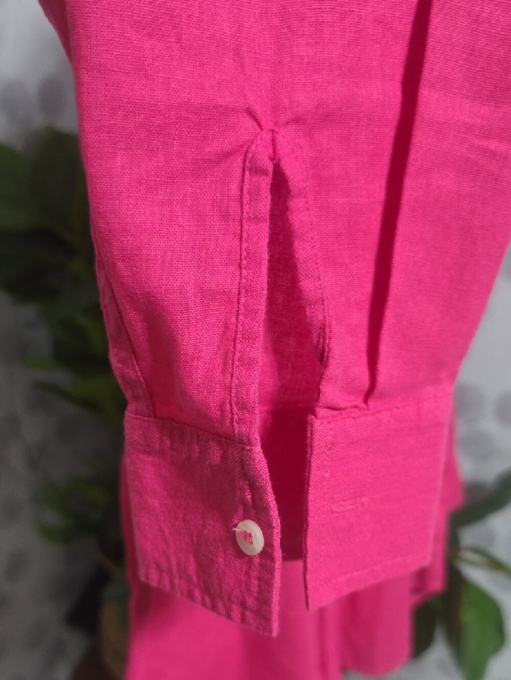 GAP Hot Pink Linen-Blend Button-Down Shirt - Picture 4 of 7